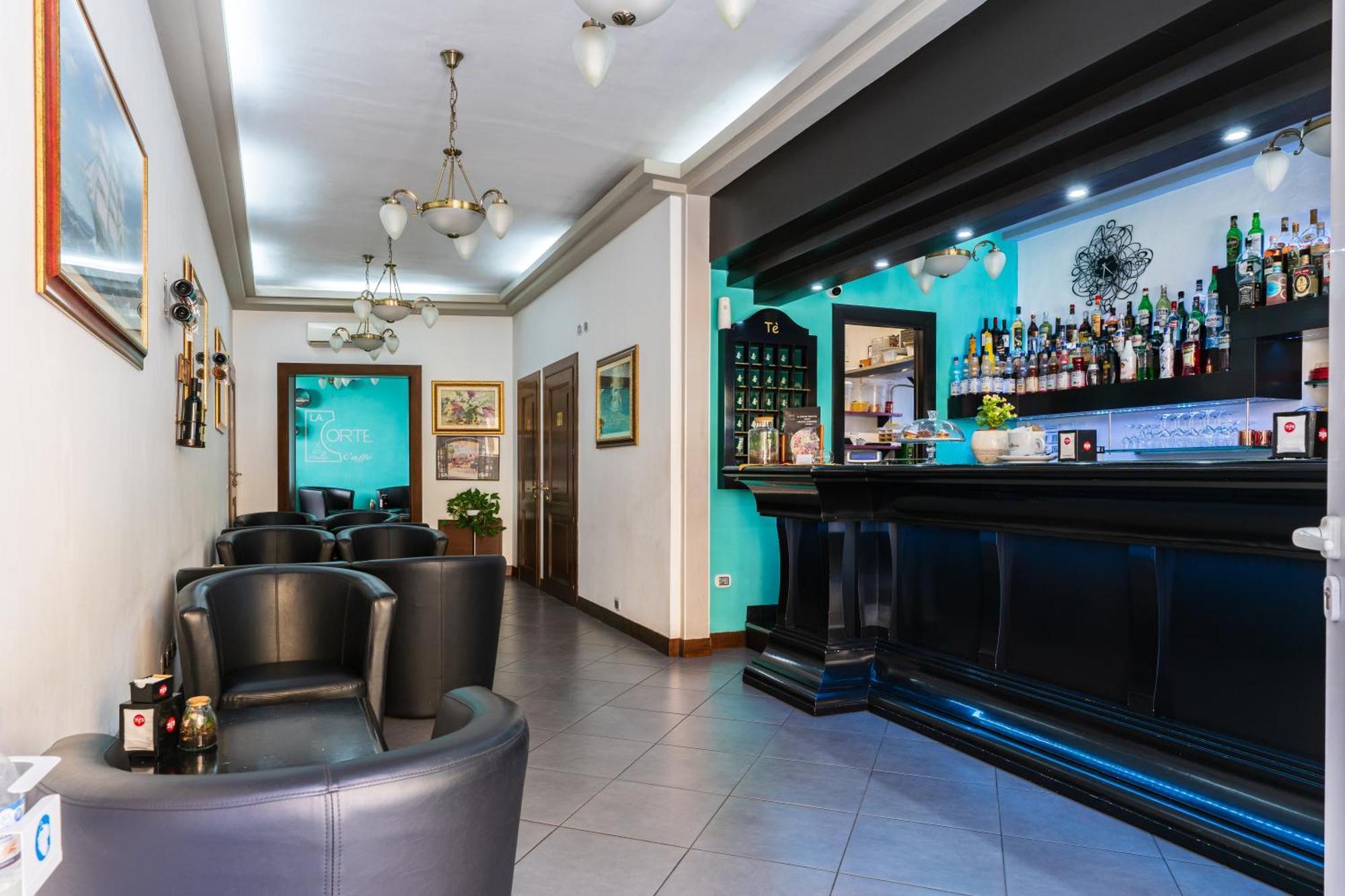 Albergo Residenziale La Corte ตอร์โตลี ภายนอก รูปภาพ